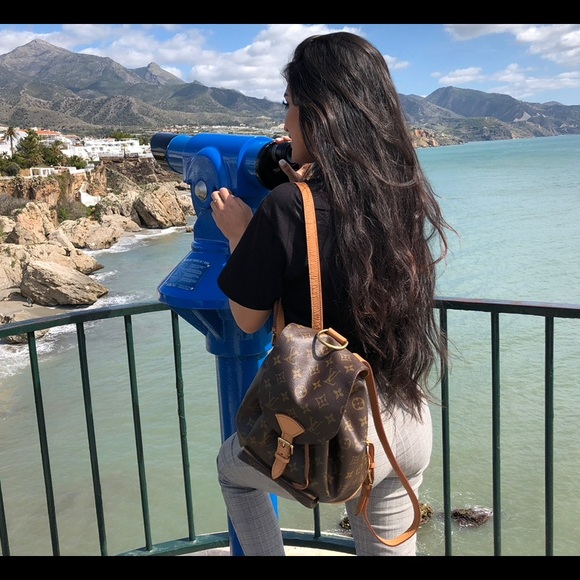 VINTAGE LOUIS VUITTON BACK PACK - Picture 2 of 16